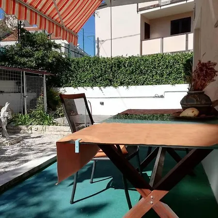 Barney With Garden&terrace Apartamento *